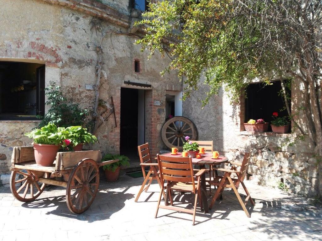 Casa Vacanze Borgolozzi Villa Sovicille Bagian luar foto