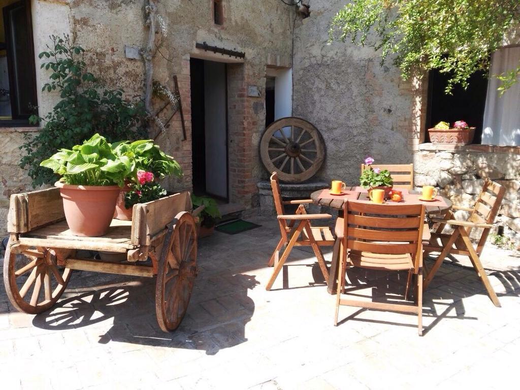 Casa Vacanze Borgolozzi Villa Sovicille Bagian luar foto